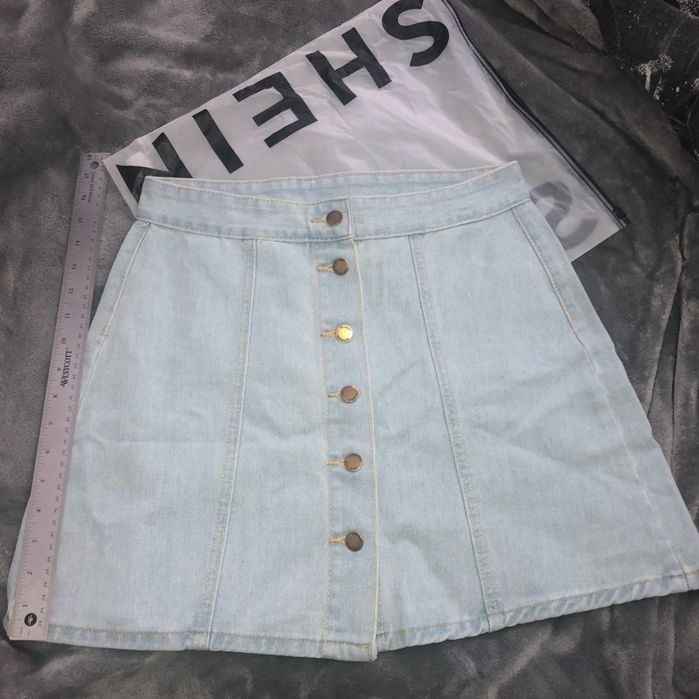 SHEIN light wash denim skirt with buttons